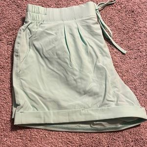 Zyia honeydew summer shorts
